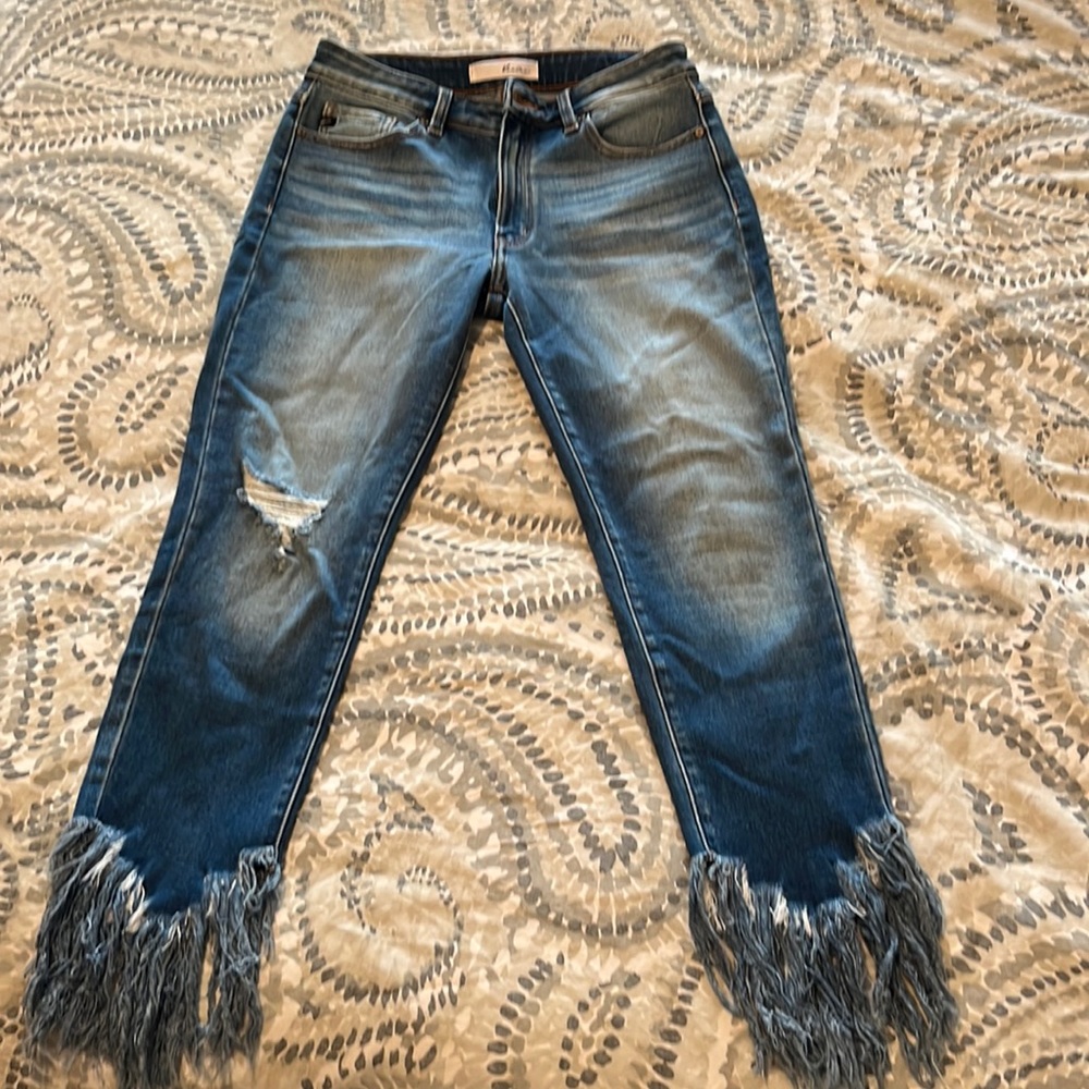 KanCan cropped fringe hem jeans